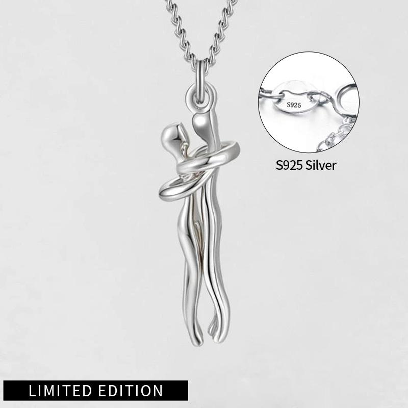 Hugging Necklace