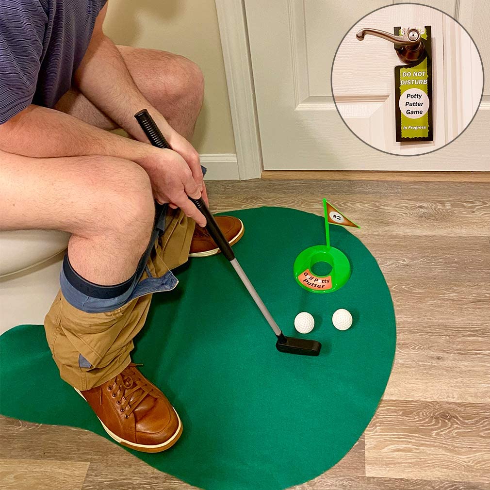 Bath golf game practice with the putter