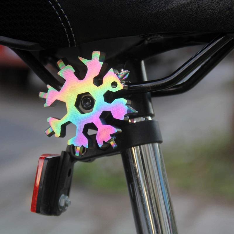 18-in-1 snowflakes multi-tool