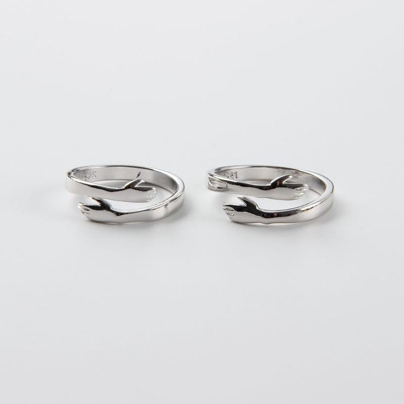 Couple hug ring